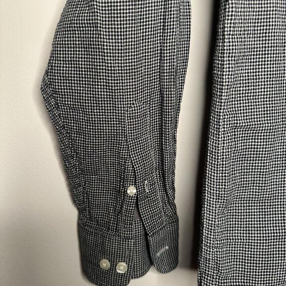 Roundtree & Yorke Men's Button Down - Picture 5 of 9